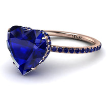 heart_shape_Sapphire_ring_3.jpg